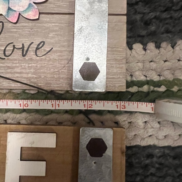 Hanging signs with 3D type flower component- comment green or purple - Picture 7 of 9